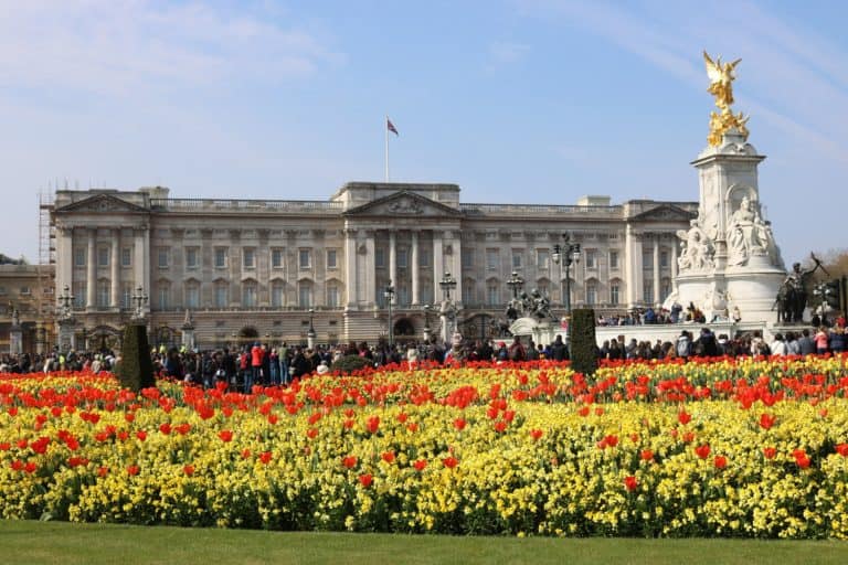 Buckingham palace, home to the British monarchy
