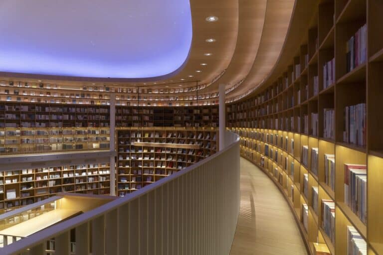 These bookshelves make one want to learn speed reading