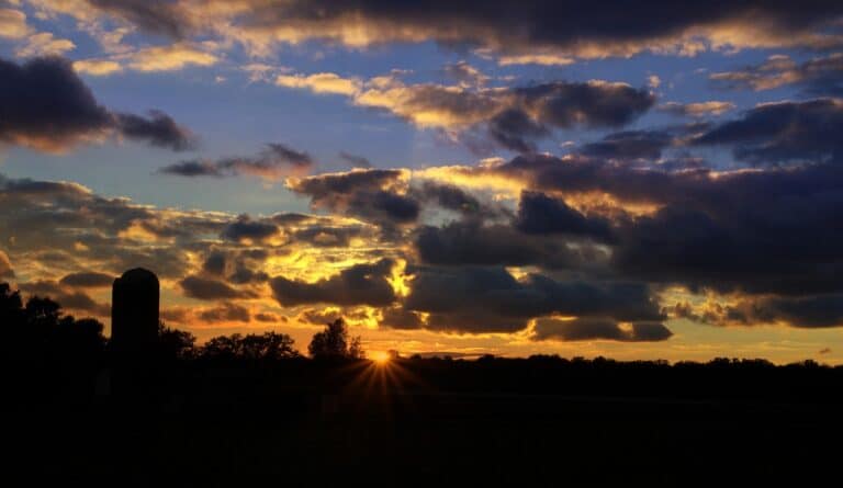 An Indiana sunset, as seen in the movie Hoosiers