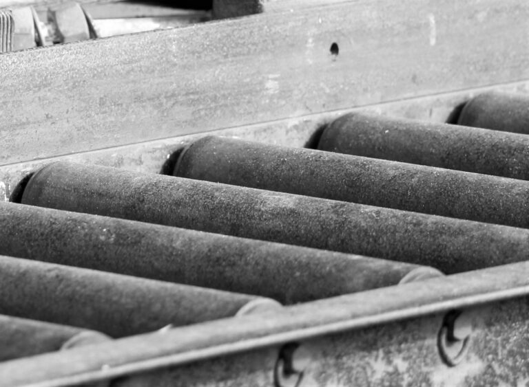 A conveyor belt, the pride and joy of a Rust Belt addict